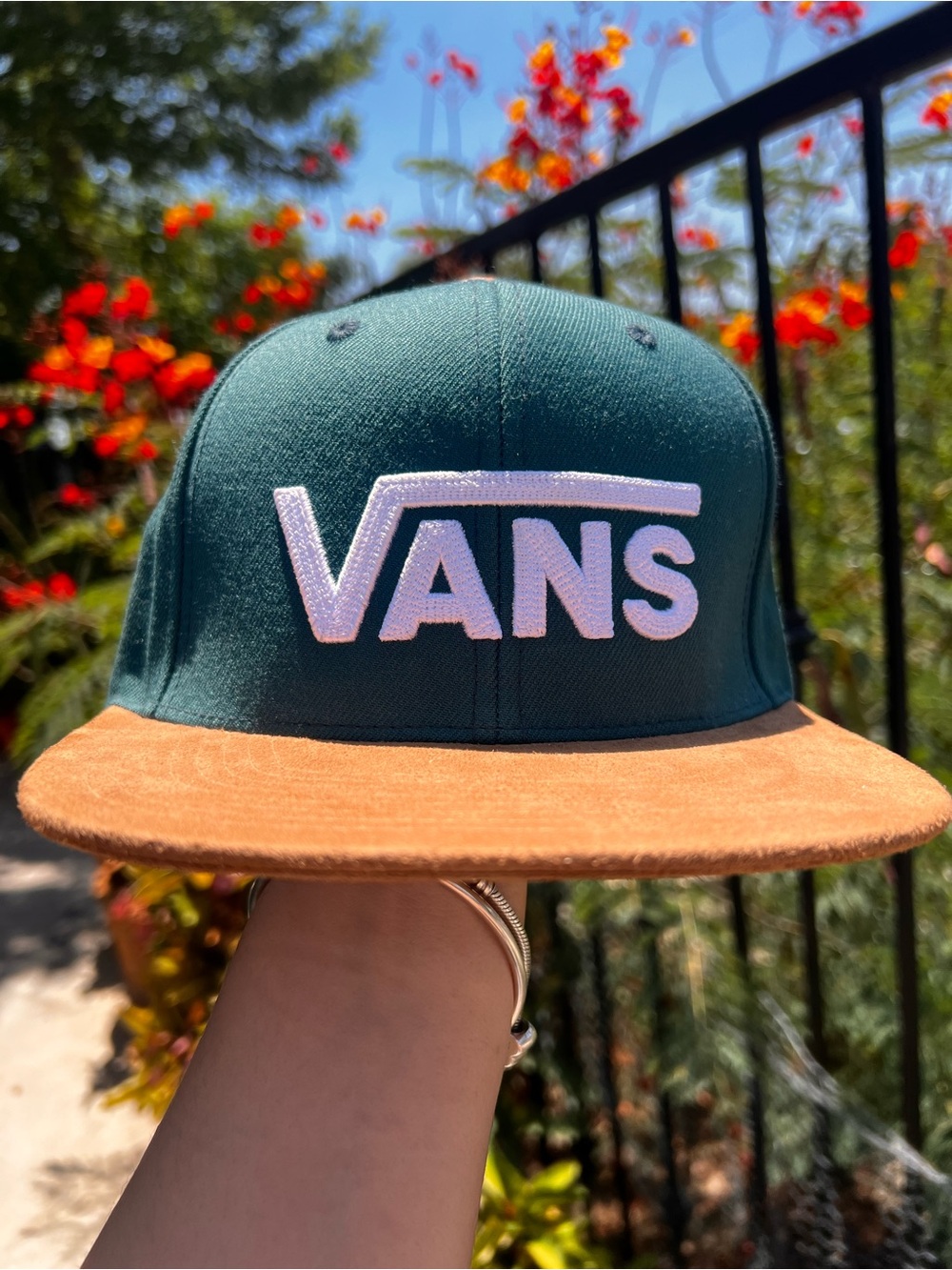Vans Two-Tone Snapback Hat - Green & Tan Suede Brim